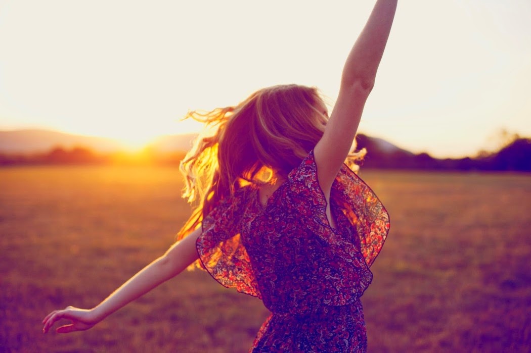 11 Ways to Live a Happier Life, According to a Psychologist - Hint; These have nothing to do with money! 11 Ways to Live a Happier Life, According to a Psychologist - Hint; These have nothing to do with money!