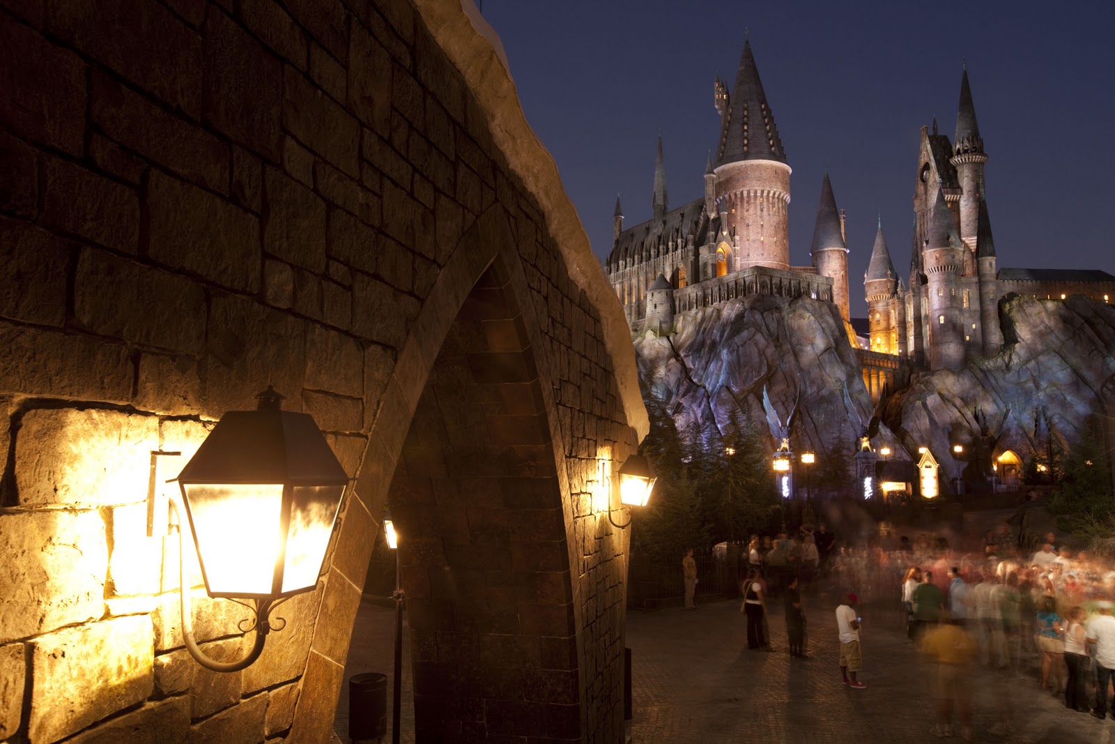 Hogwarts Castle at night. Photo: Universal Orlando Resort