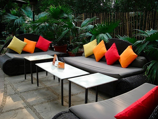 Most Romantic Restaurants in Delhi with Outdoor Seating to visit this