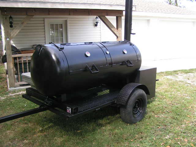Babyboomerboy S Cooking Blog Building A 250 Gallon Reverse Flow Smoker Custom Bbq Smokers Bbq Smoker Trailer Bbq Pit Smoker