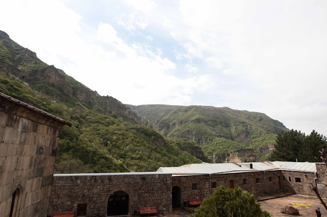 Una semana en Armenia - Blogs de Armenia - 12-05-15 Geghard, Garni, Echmiadzin, Zvartnorts. (8)