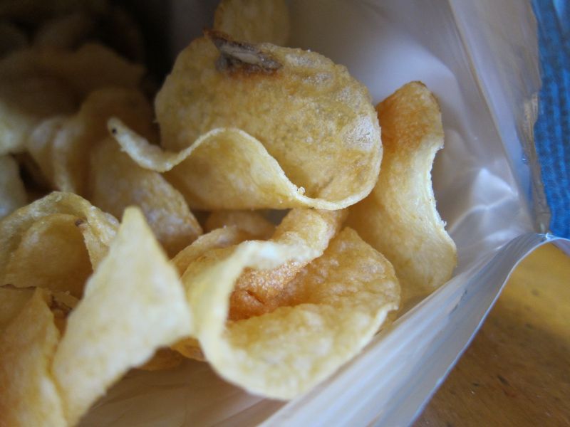 Review Lay's Kettle Cooked Original Potato Chips Brand Eating