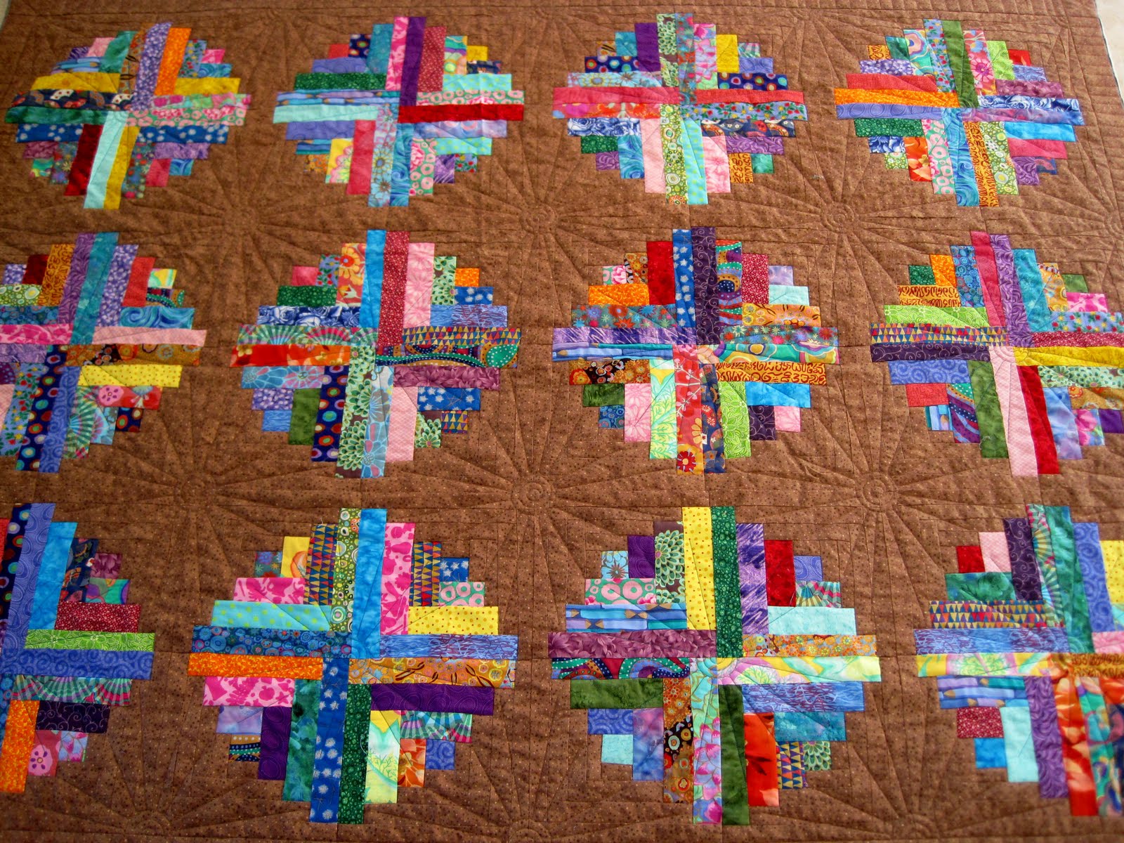 Finely Finished Quilts Robin's Curved Log Cabin
