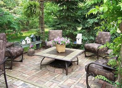 Garden Design: Patio Garden Design