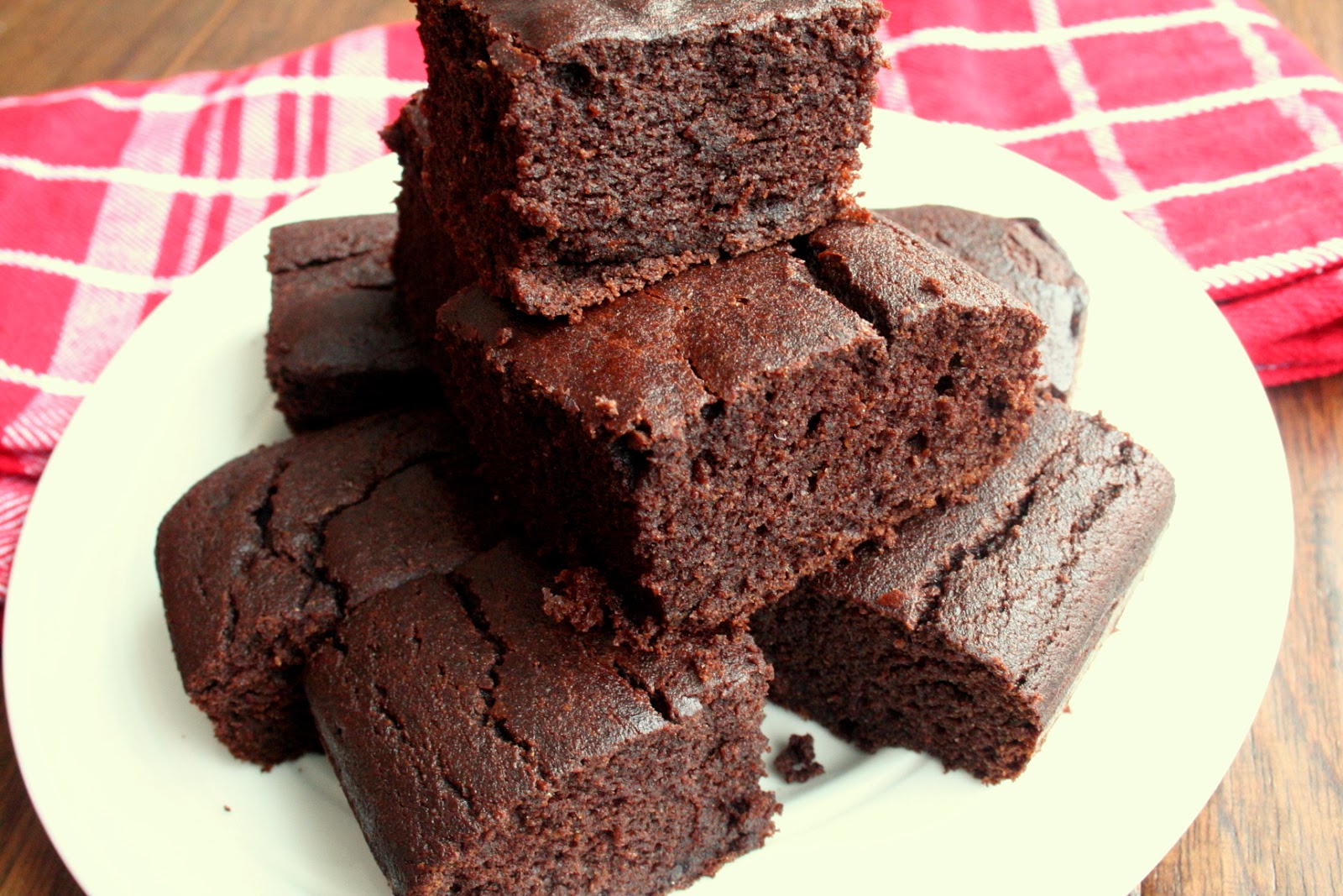 The Healthy Happy Wife Quinoa Brownies (Dairy, Gluten/Grain and