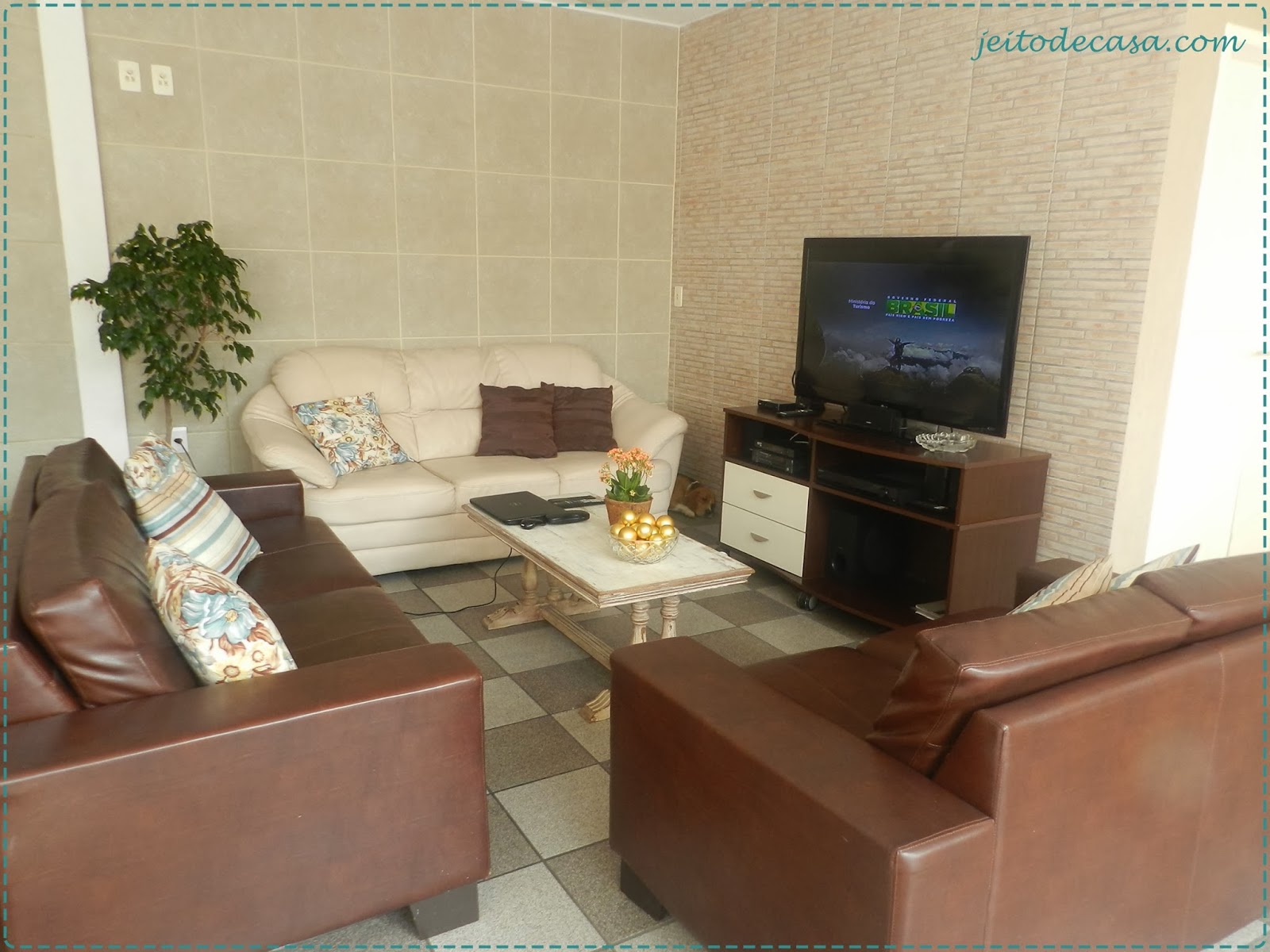 Sala De Tv Com Almofadas ~ saladetvcomalmofadasJPG Sala De Tv Com Almofadas ~ saladetvcomalmofadasJPG