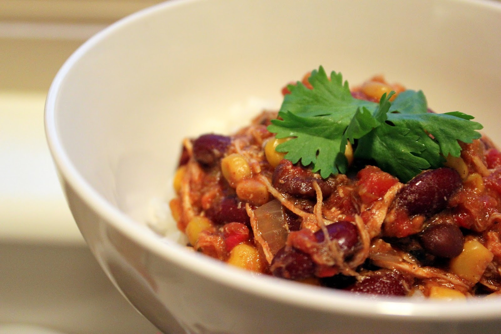 Swavory Stuff slow cooker chicken quinoa chili