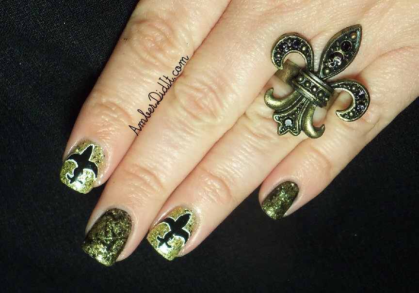 Amber Did It Nfl Nail Art Series 1 New Orleans Saints Nails I Am So Excited To Share My First Team Of The Season New Orleans Saints M A Louisiana Through And Love