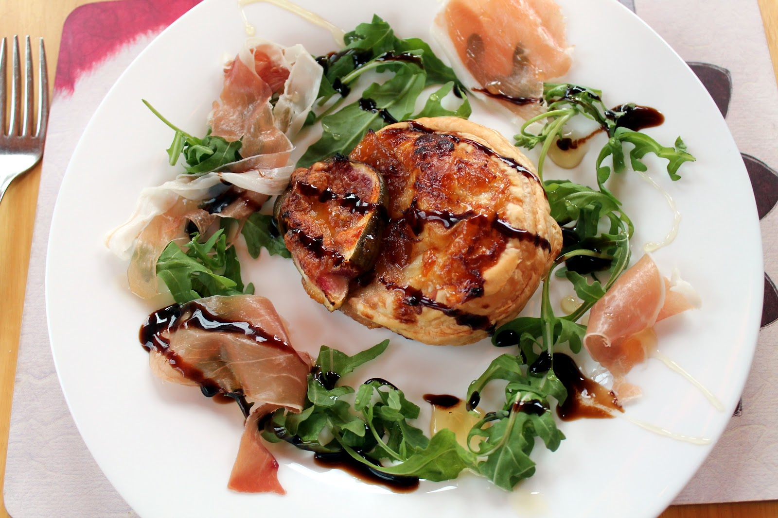 Serena's Medium Rare Caramelised Red Onion, Fig & Mozzarella Tarts