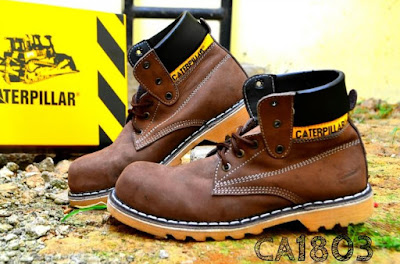 Sepatu Boots Safety Caterpillar Kulit Asli, kode CA1803 Sepatu Boots Safety Caterpillar Kulit Asli, kode CA1803