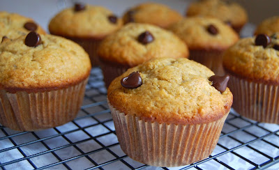 How to make "Doowaps" - or homemade muffins - with chocolate chips