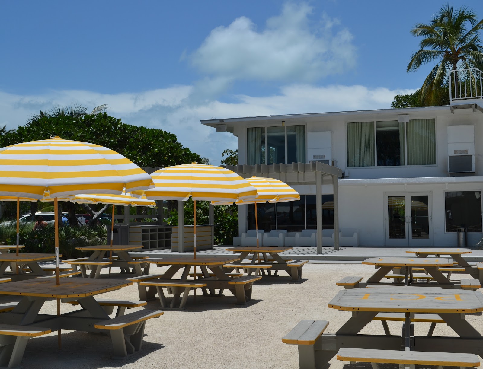 Shorely Chic POSTCARD INN, ISLAMORADA