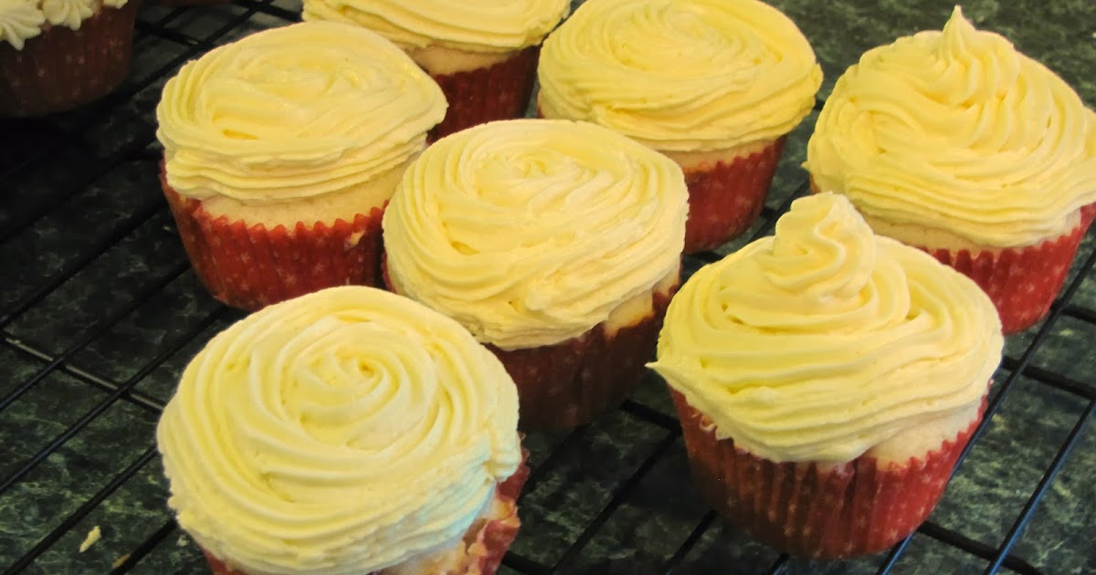 Cynicism and Butterflies Cupcake Chronicles Volume 2