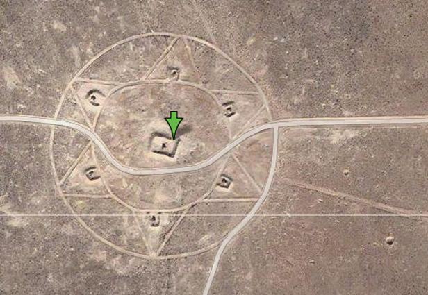9 Penampakan Unik Di Google Maps 15.+Crop+Circle