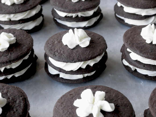 Food Pusher Chocolate Wafer & Whipped Cream Sandwiches