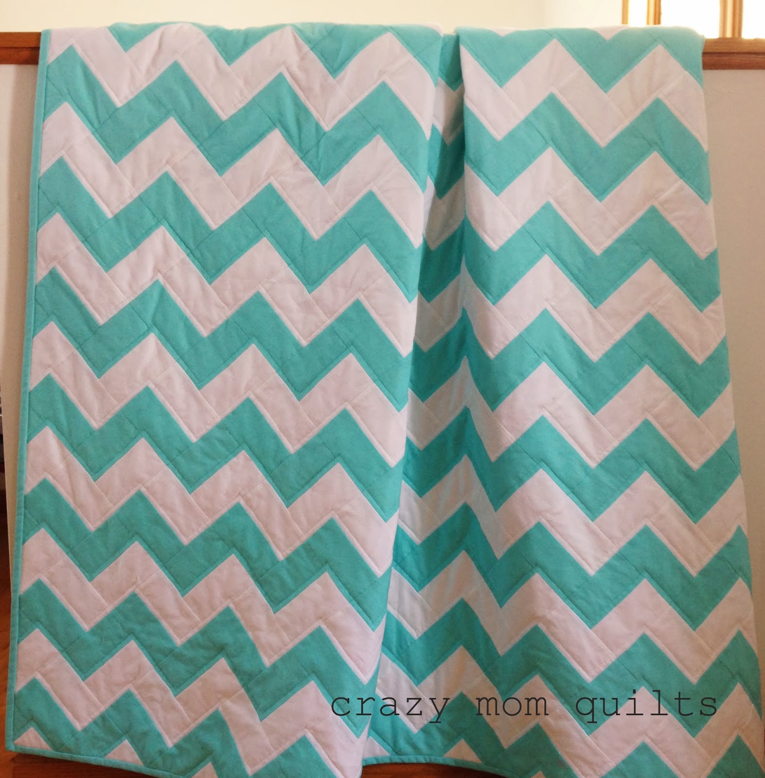 23 Clever and Colorful Chevron Quilt Patterns