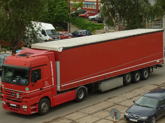 Mercedes Benz , Mercedes Benz Actros , Mercedes Benz Actros 1846 4x2 Truck Red + Red Curtain Side Trailer