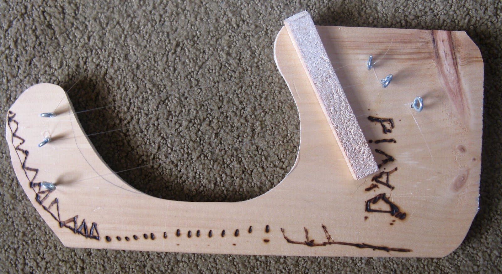 The Music Clef Making a LYRE