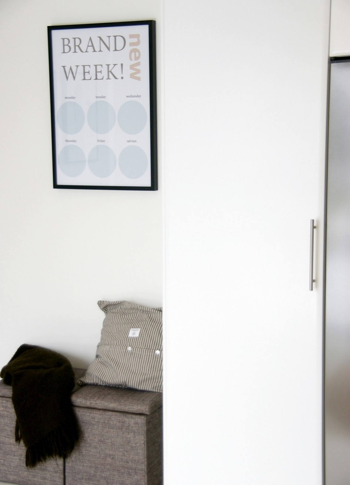 Make living: diy & give away: week calendar