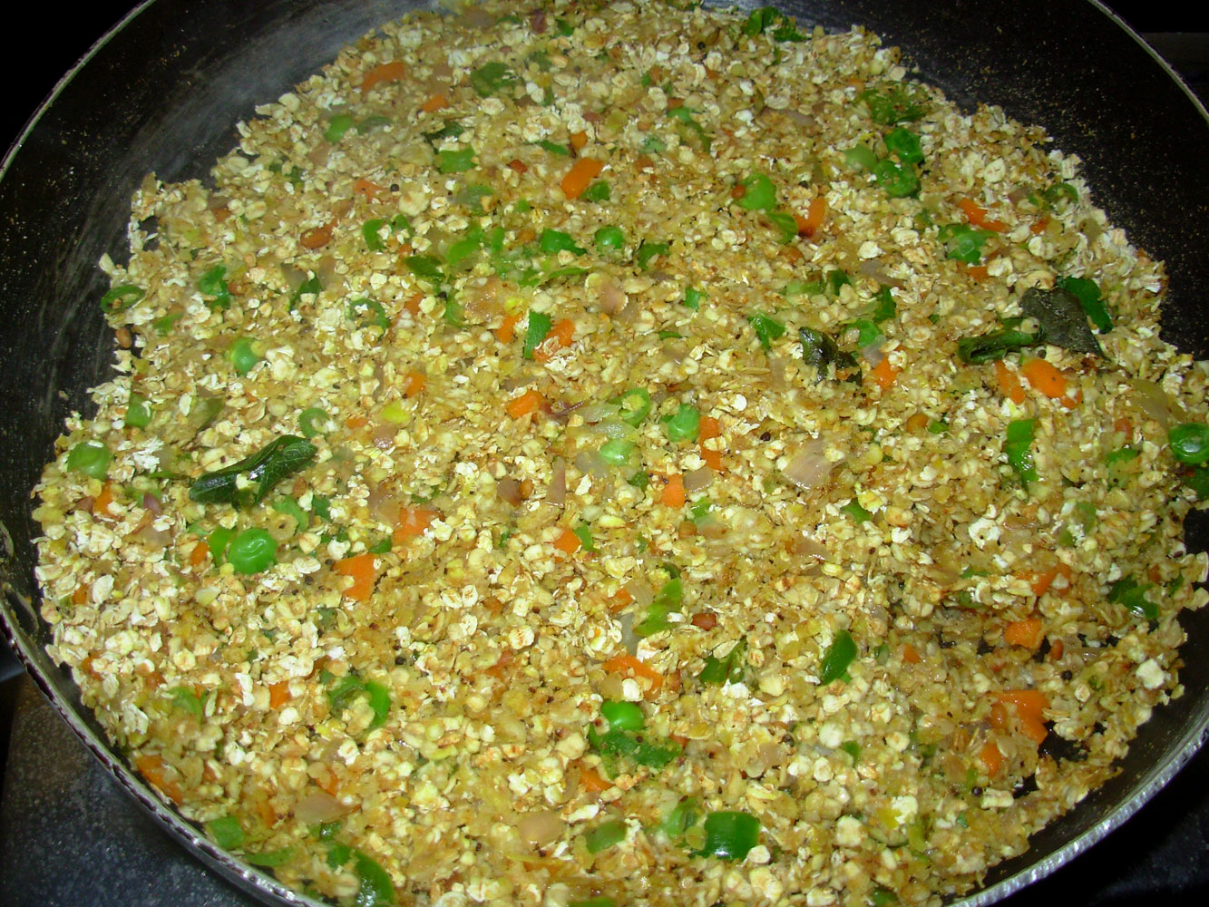 OATS UPMA / INSTANT VEGETABLE OATS UPMA RECIPE Cook With Smile