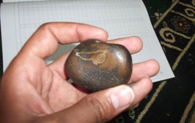 Benarkah Ini Batu Neraka Dari Burung Ababil Berusia 1,442 tahun?