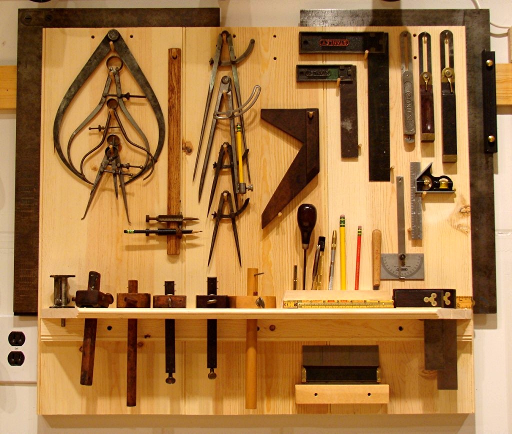 Dan's Shop: Last of the Pegboard Removed and New Layout Tool Panel