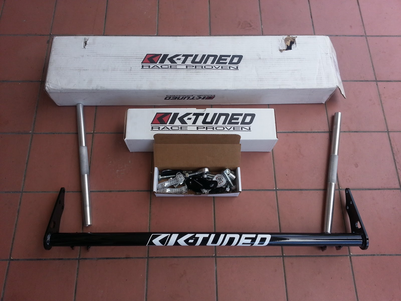 Garage Auto Honda Civic CRX EF KTUNED Traction Bar