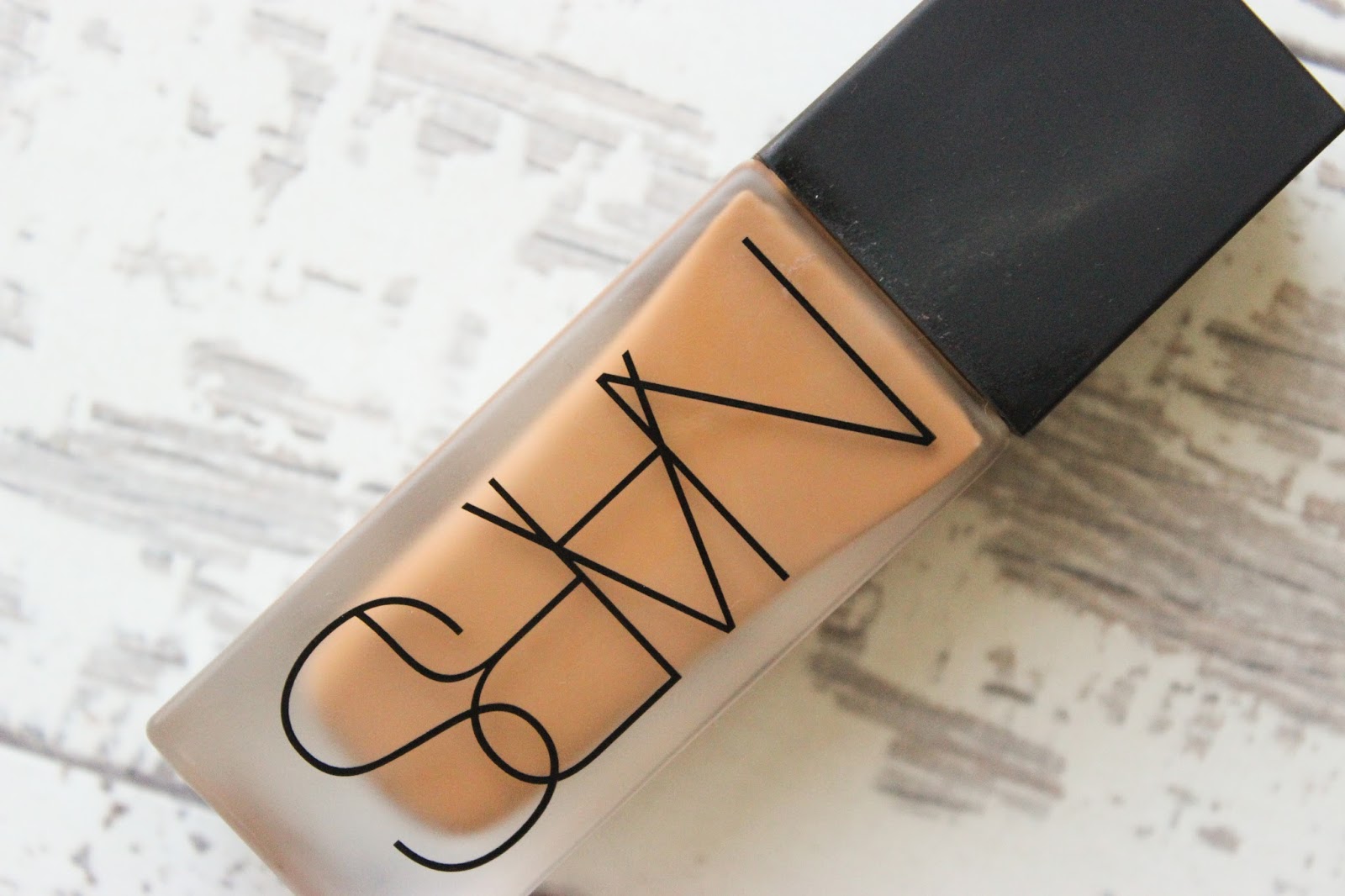 ALL DAY LUMINOUS FOUNDATION MACAO REVIEW SWATCHES