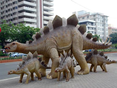 Dinosaurus muncul pertama kali pada zaman