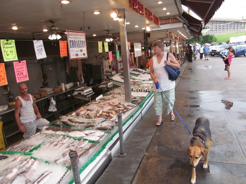 Watch Me Eat Maine Avenue Fish Market in Washington DC