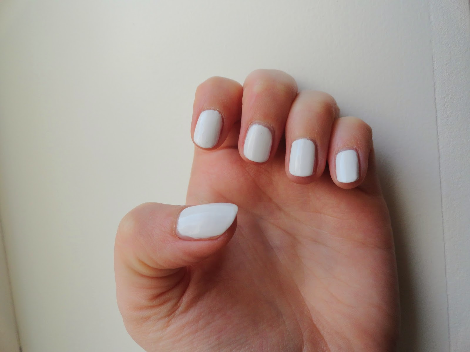 NOTD Snow White's Nails