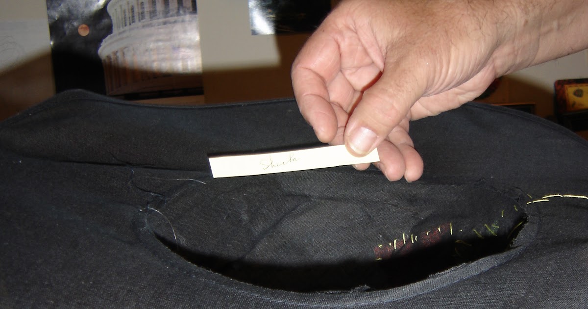 QuiltNCards picking a name out of my hat
