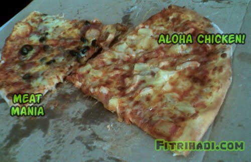 aloha chicken meat mania domino piza pizza