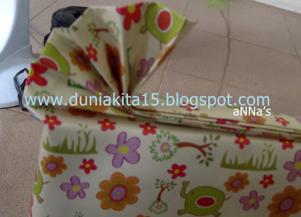 Dunia Kita Kreasi Bungkus Kado &quot;Telinga Kipas&quot;