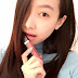 f(x) Victoria wears her favorite lip color in her latest SelCa picture