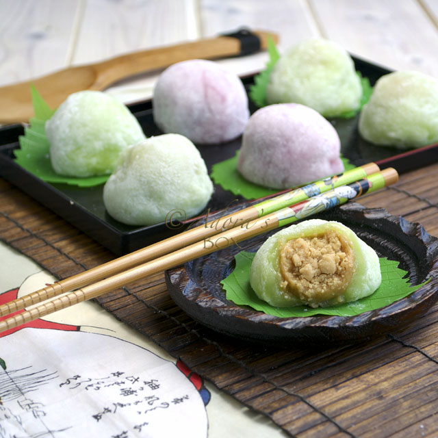 Adora's Box PEANUT BUTTER MOCHI