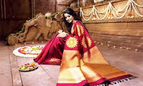 south Indian actress in silk saree