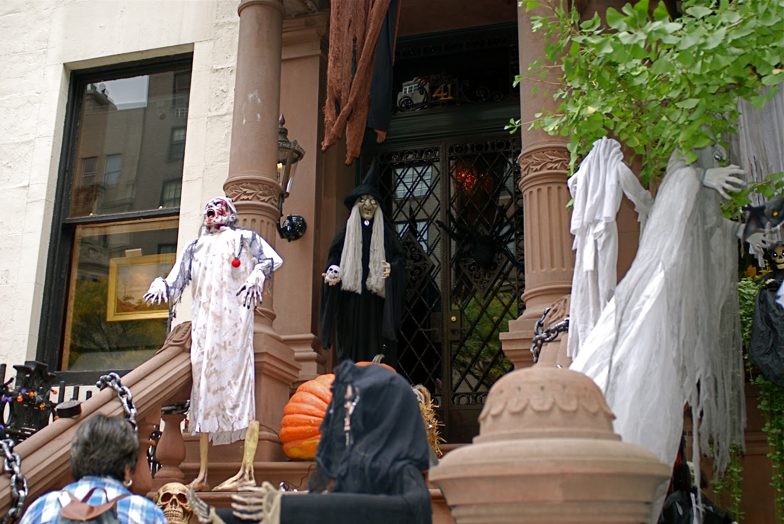NYC ♥ NYC Upper Eastside's Haunted Townhouse