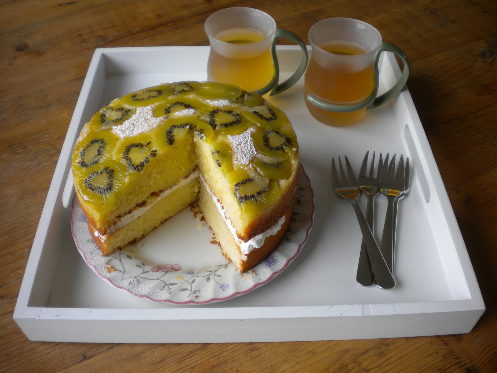 Kiwi Cake Tabitomo