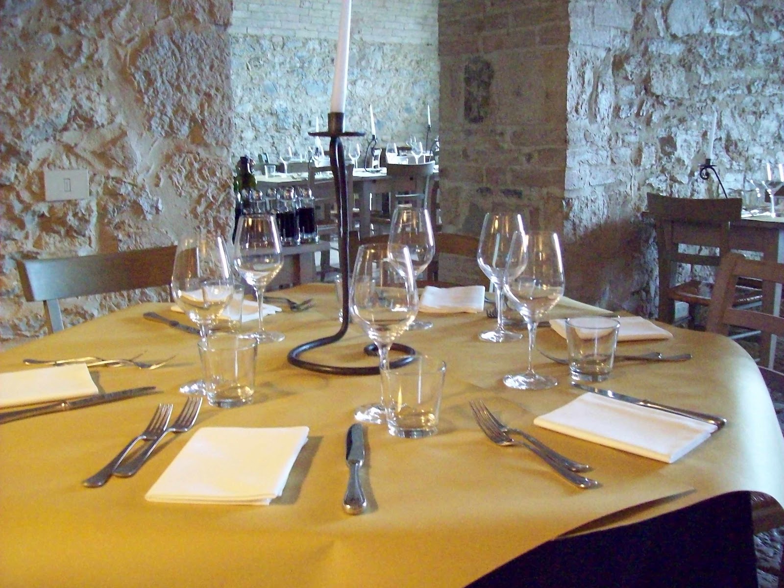 ristorante daniela piazza matteotti 6 53040 san casciano dei bagni tel 39 0578 58234 infosettequerce