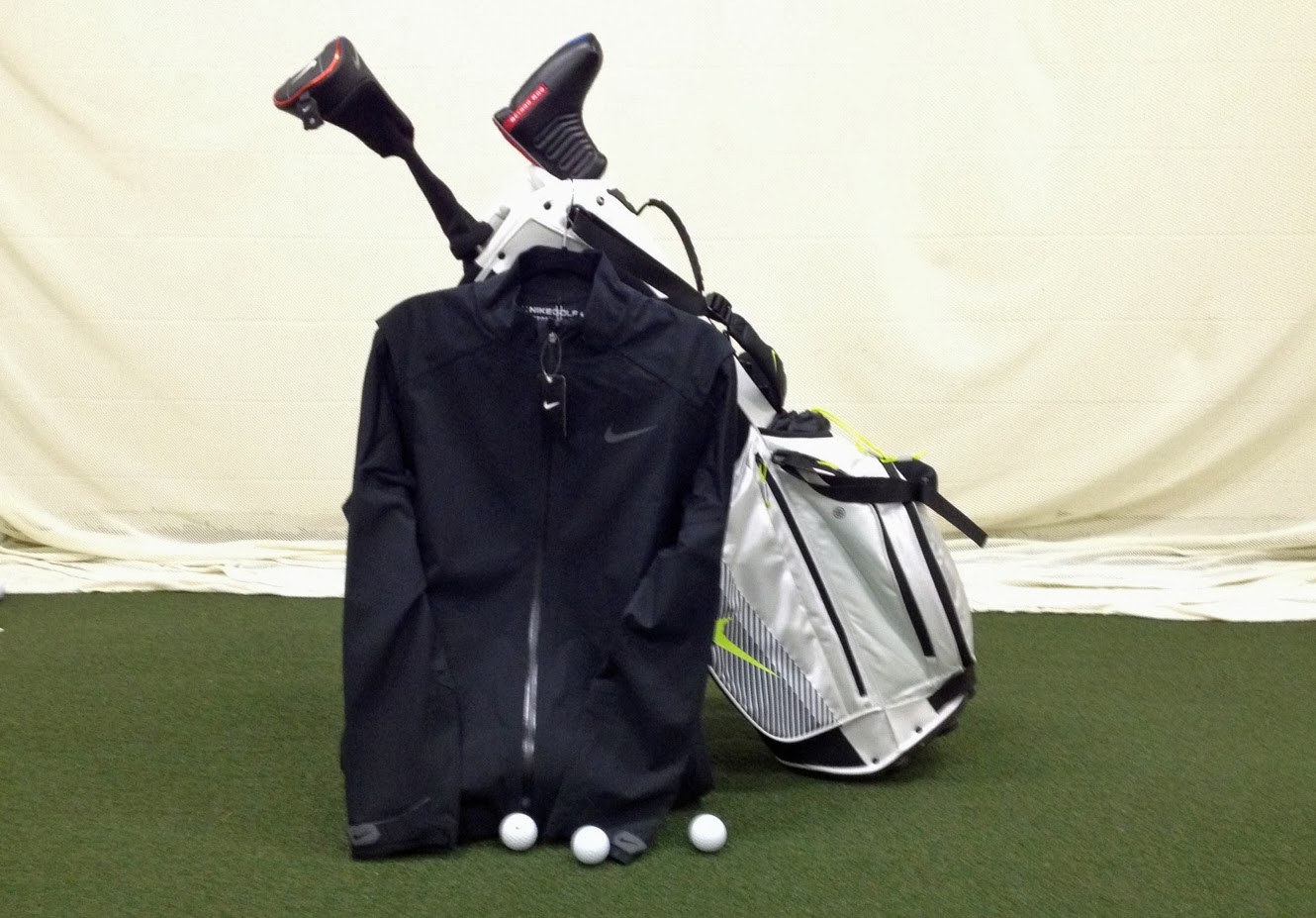 nike hyperadapt golf bag