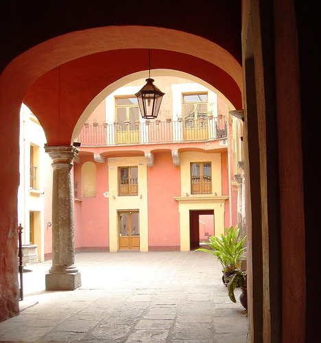 Imágenes Arte Pinturas INTERIOR DE CASA ANTIGUA MEXICO OLEO LIENZO Imágenes Arte Pinturas INTERIOR DE CASA ANTIGUA MEXICO OLEO LIENZO
