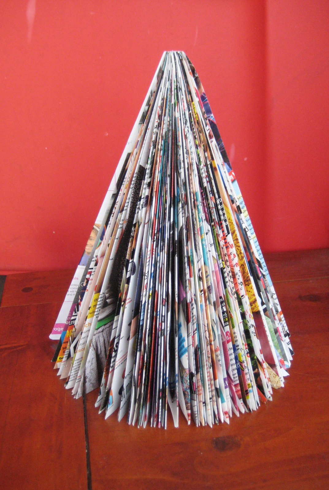 Creative Party Ideas by Cheryl Magazine Christmas Trees (and tutorial)
