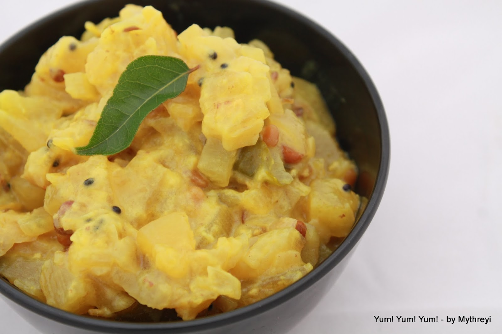 Yum! Yum! Yum! Raw Papaya Curry