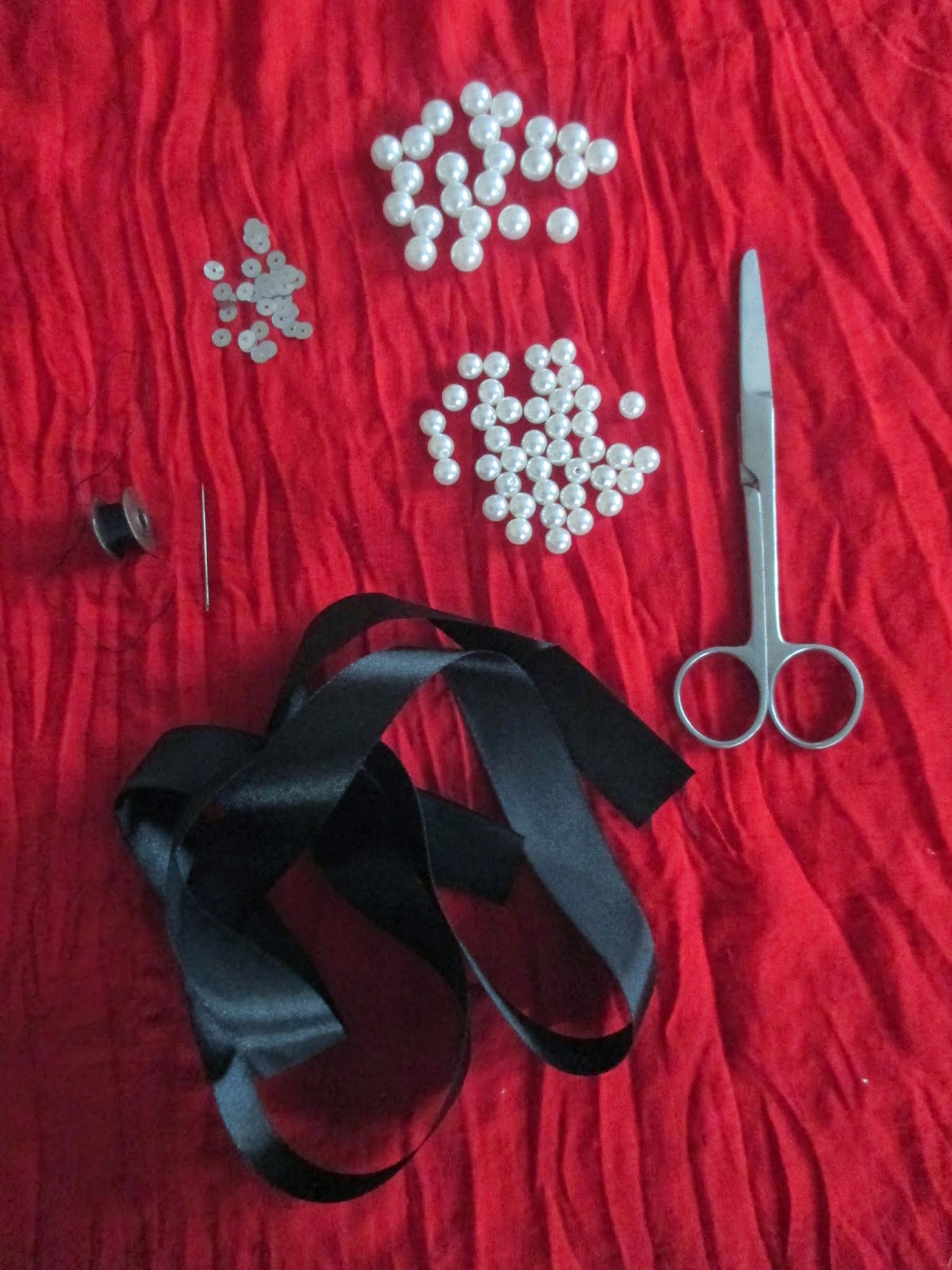 Fashion Happenss DIY Pearl belt