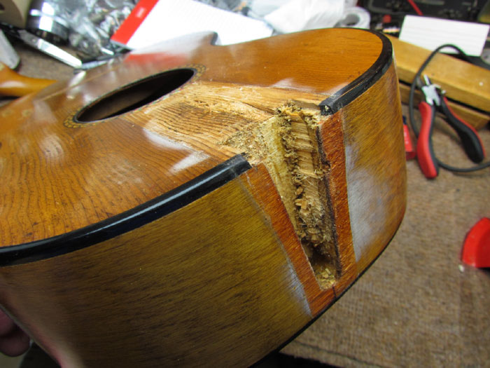 Removing Regal Tenor Guitar Neck for Reset Crawls Backward (When Alarmed)