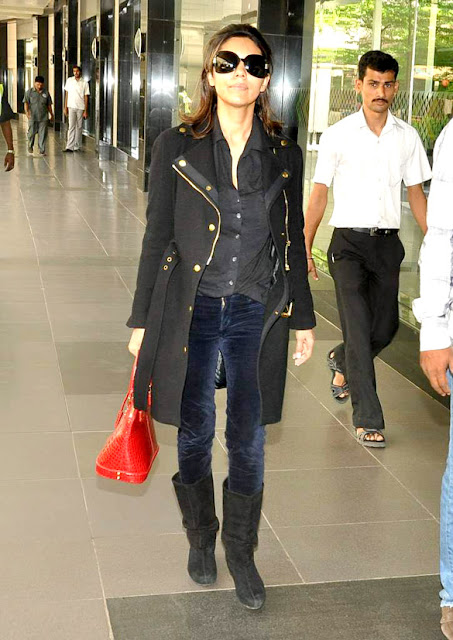 Gauri Khan snapped at the International Airport