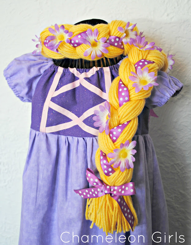 Chameleon Girls How to make a Rapunzel Wig from Yarn