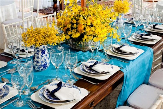 decoracao de casamento azul escuro e amarelo: em um tom de azul mais escuro trazendo equilíbrio para decoração decoracao de casamento azul escuro e amarelo: em um tom de azul mais escuro trazendo equilíbrio para decoração