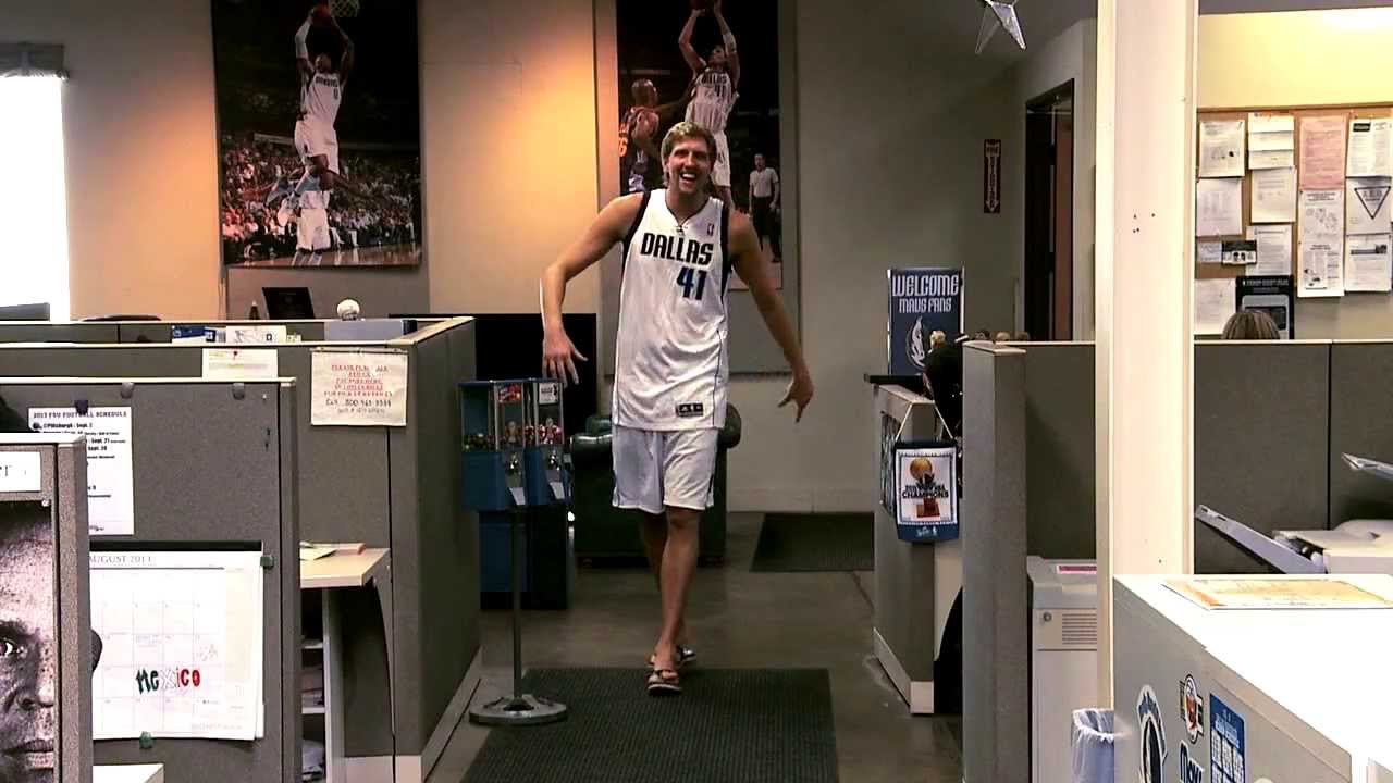 Dirk Nowitzki spoofs GEICO's Hump Day Commercial Funny! Dirk Nowitzki spoofs GEICO's Hump Day Commercial Funny!